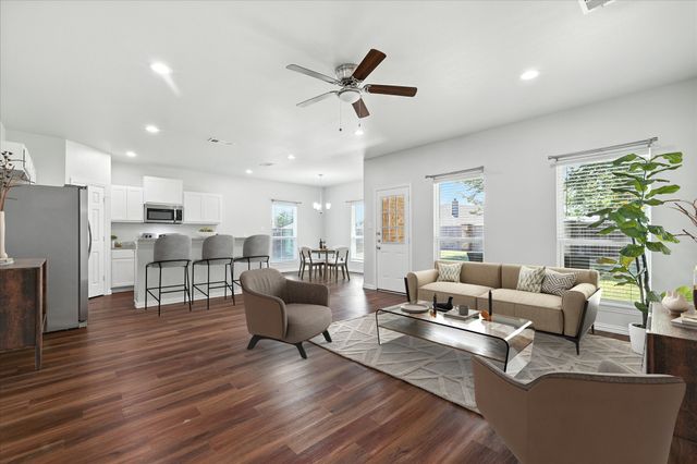 1601 Jupiter Lane, Ennis, TX 75119