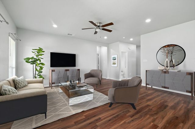 1601 Jupiter Lane, Ennis, TX 75119