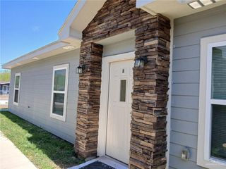 605 W Cypress Avenue, La Feria, TX 78559