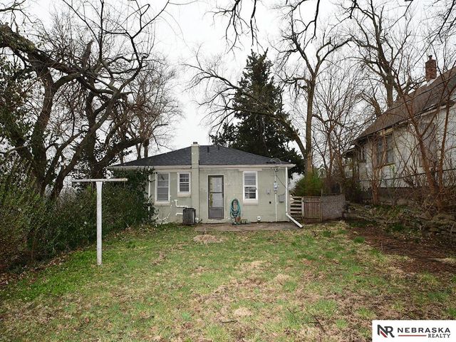 6314 Pinkney Street, Omaha, NE 68104