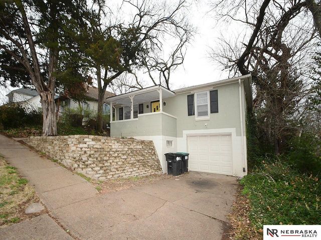 6314 Pinkney Street, Omaha, NE 68104