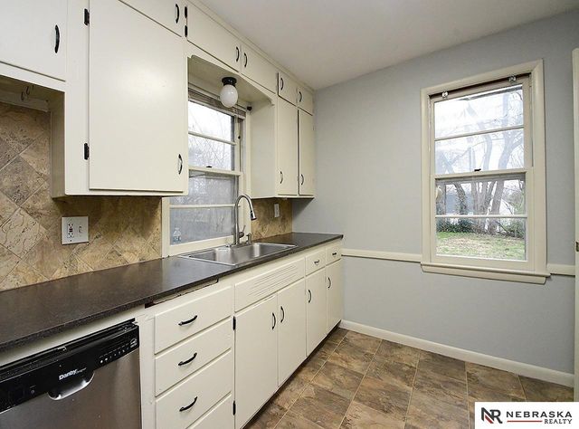 6314 Pinkney Street, Omaha, NE 68104