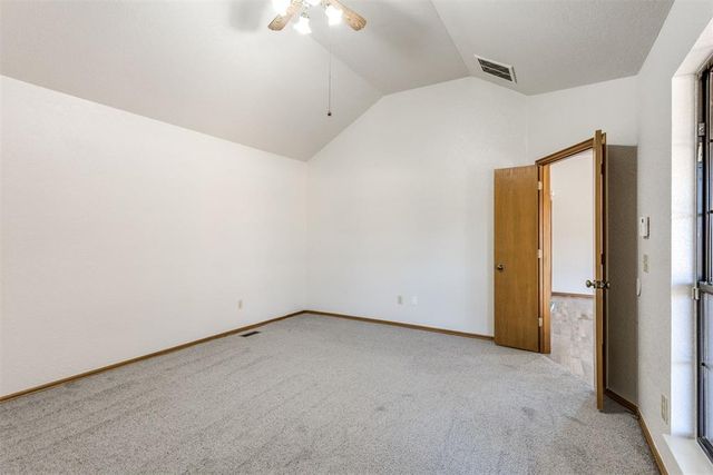 1400 Chimney Hill Road, Yukon, OK 73099