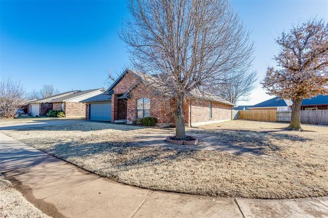 1400 Chimney Hill Road, Yukon, OK 73099