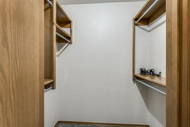 1400 Chimney Hill Road, Yukon, OK 73099