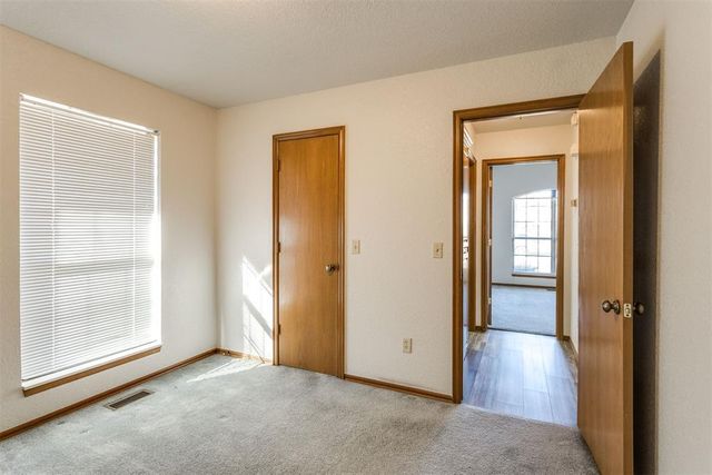 1400 Chimney Hill Road, Yukon, OK 73099