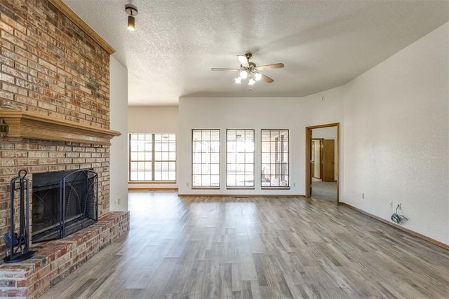 1400 Chimney Hill Road, Yukon, OK 73099