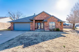 1400 Chimney Hill Road, Yukon, OK 73099