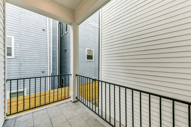 806 Fisher Street A, Houston, TX 77018