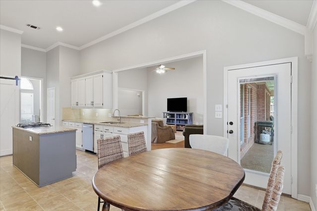 2705 Mimosa Court, Bedford, TX 76021
