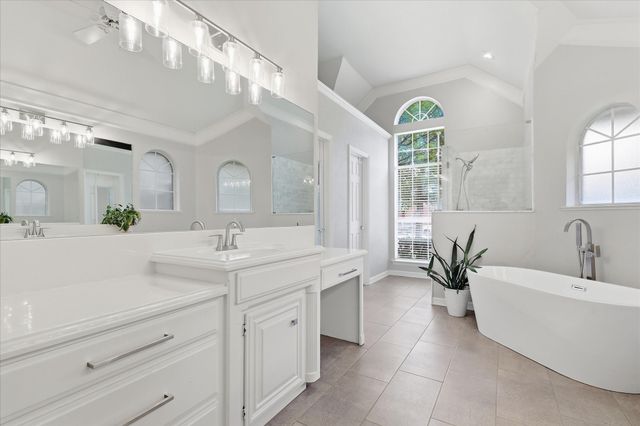 2705 Mimosa Court, Bedford, TX 76021