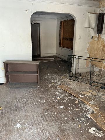 16566 Stoepel Street, Detroit, MI 48221