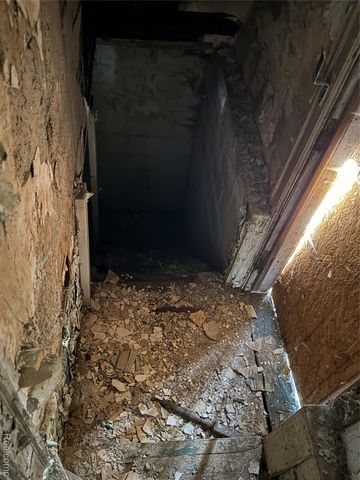 16566 Stoepel Street, Detroit, MI 48221