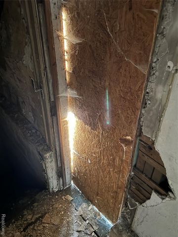 16566 Stoepel Street, Detroit, MI 48221