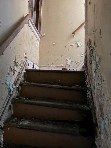 16566 Stoepel Street, Detroit, MI 48221