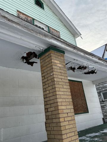 16566 Stoepel Street, Detroit, MI 48221