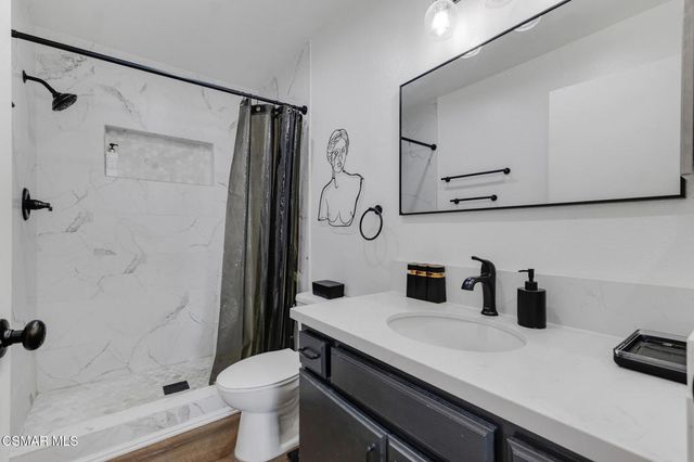 10220 De Soto Avenue 11, Chatsworth, CA 91311