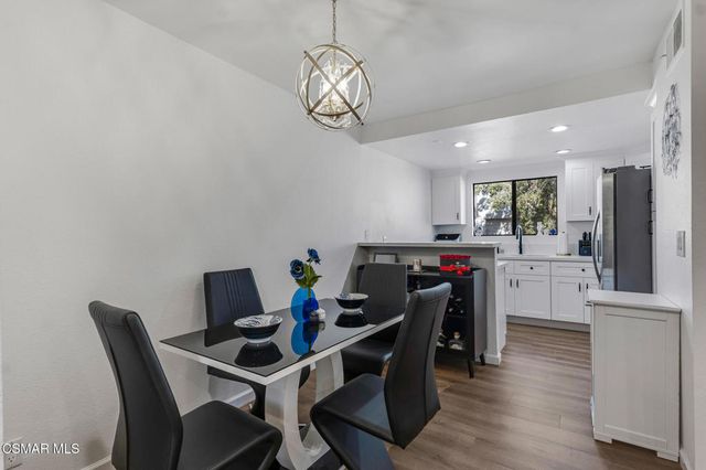 10220 De Soto Avenue 11, Chatsworth, CA 91311