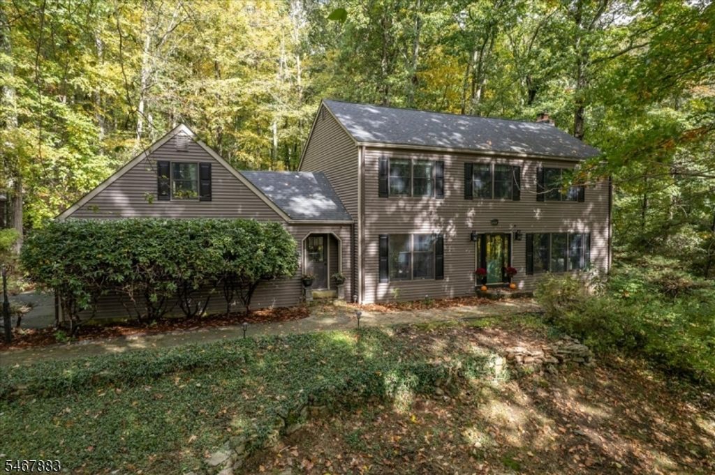 4 Scenic Falls Rd, Washington Twp., NJ 07853 — photo 3