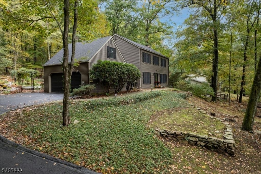 4 Scenic Falls Rd, Washington Twp., NJ 07853 — photo 4