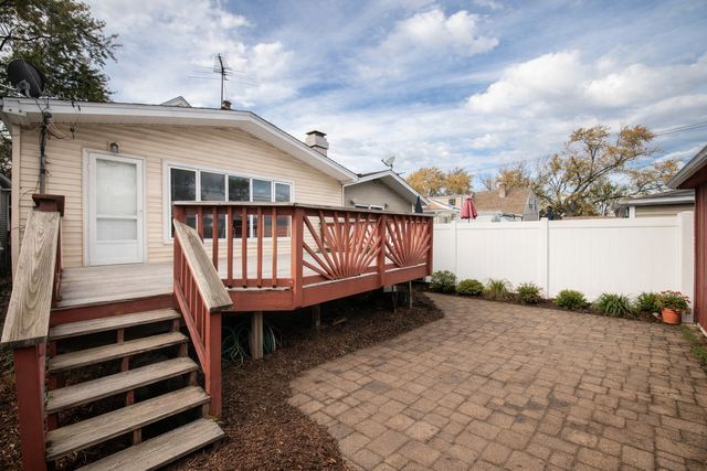 3345 N Ottawa Avenue, Chicago, IL 60634