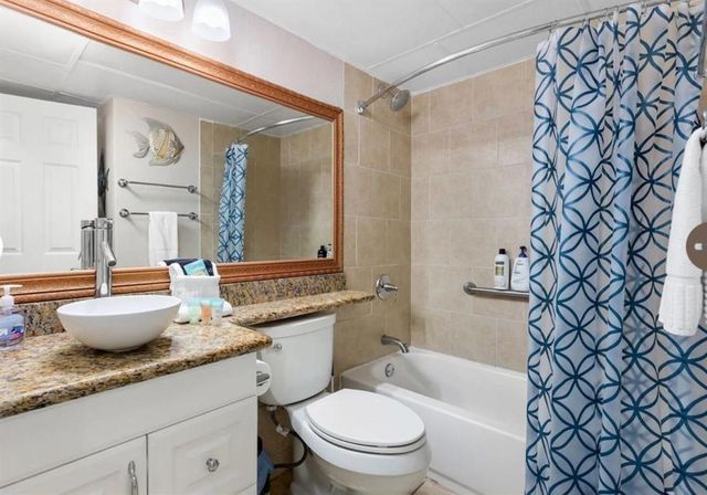 6102 Seawall Boulevard 318, Galveston, TX 77551