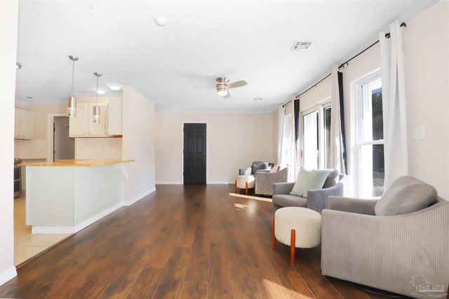 11215 Gulf Beach Hwy, Pensacola, FL 32507