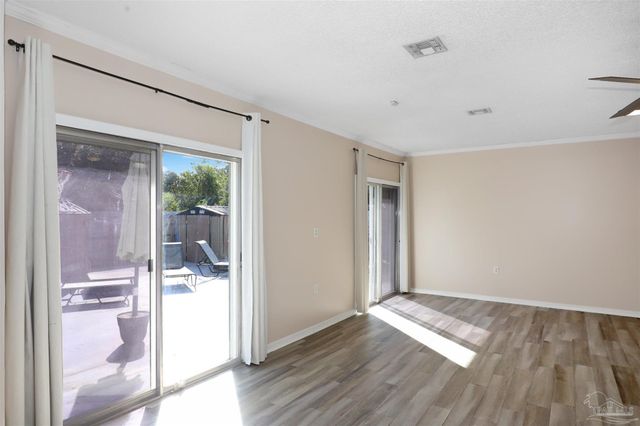 11215 Gulf Beach Hwy, Pensacola, FL 32507