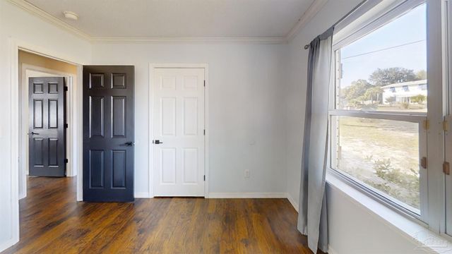 11215 Gulf Beach Hwy, Pensacola, FL 32507