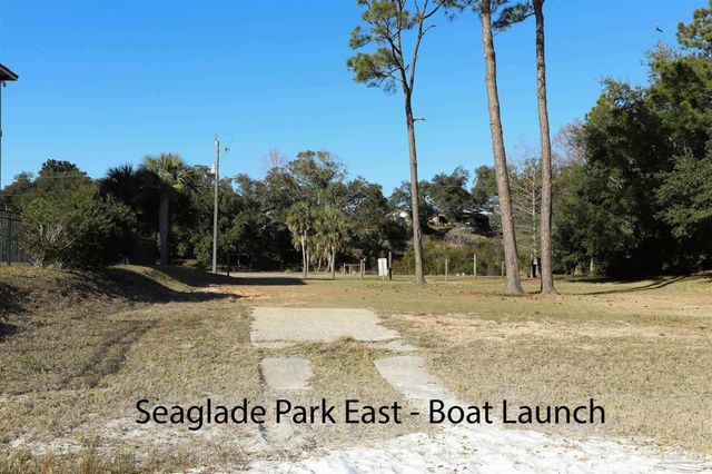 11215 Gulf Beach Hwy, Pensacola, FL 32507