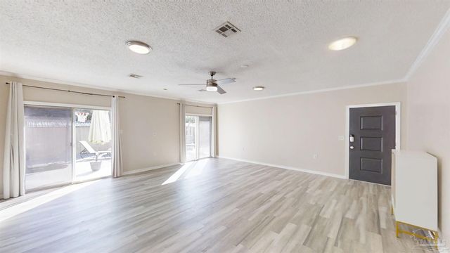 11215 Gulf Beach Hwy, Pensacola, FL 32507