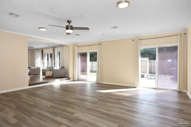 11215 Gulf Beach Hwy, Pensacola, FL 32507