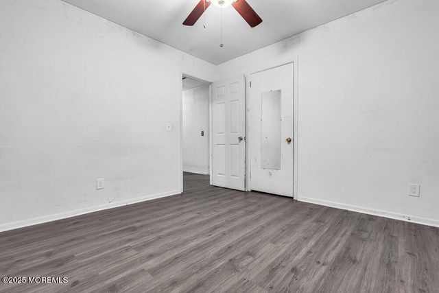 987 Grace Drive, Toms River, NJ 08753