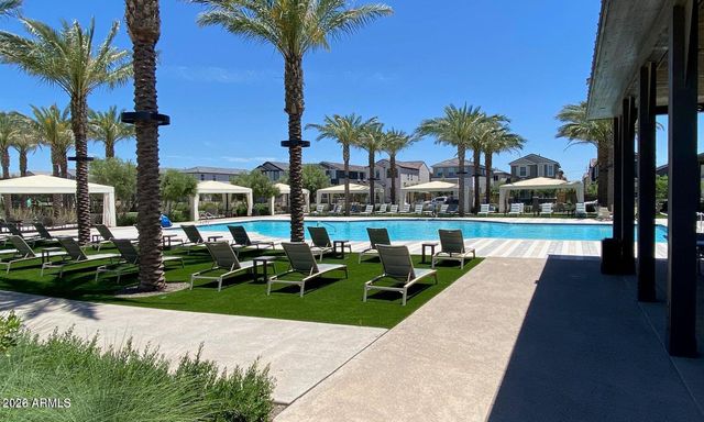 2016 W TROTTER Trail, Phoenix, AZ 85085