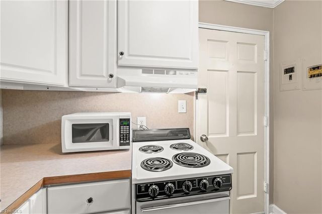 308 W Lexington Avenue, High Point, NC 27262