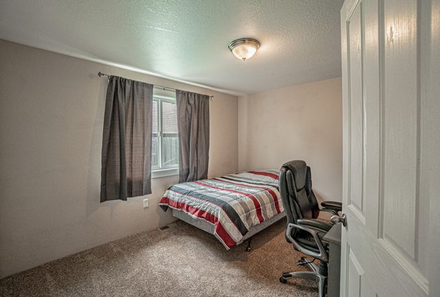 514 Coventry Court, Eagle Point, OR 97524