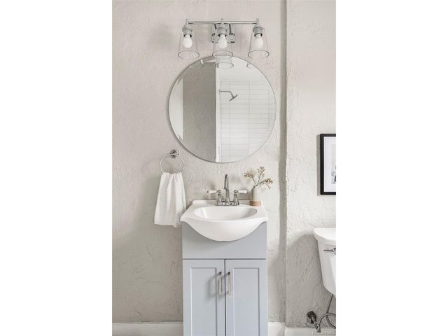 1200 Quebec St, Denver, CO 80220