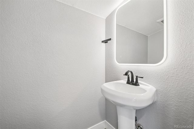 2921 Sheridan Boulevard, Wheat Ridge, CO 80214