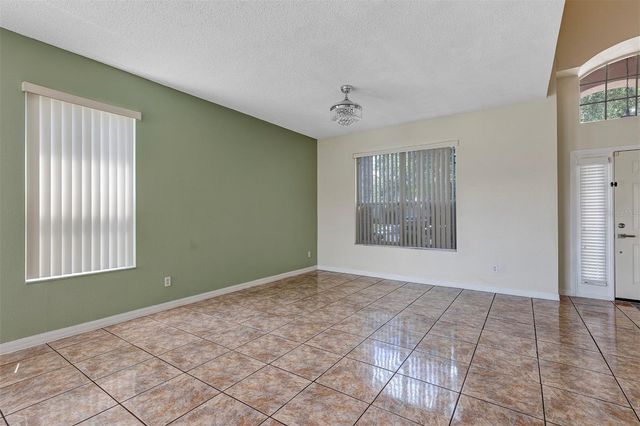 4921 CASA VISTA DRIVE, Orlando, FL 32837