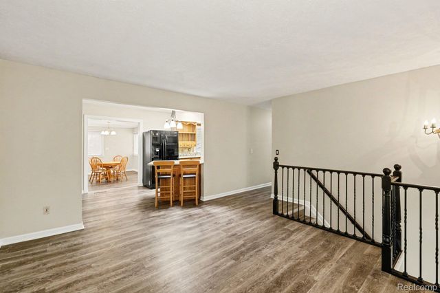 1784 Byron Road, Howell Township, MI 48855