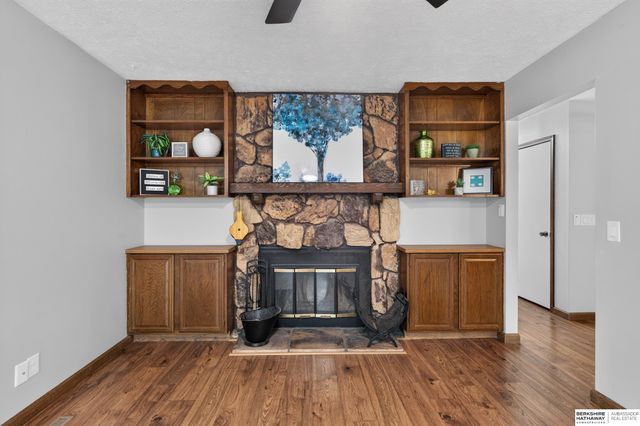 2106 Coventry Drive, Bellevue, NE 68123