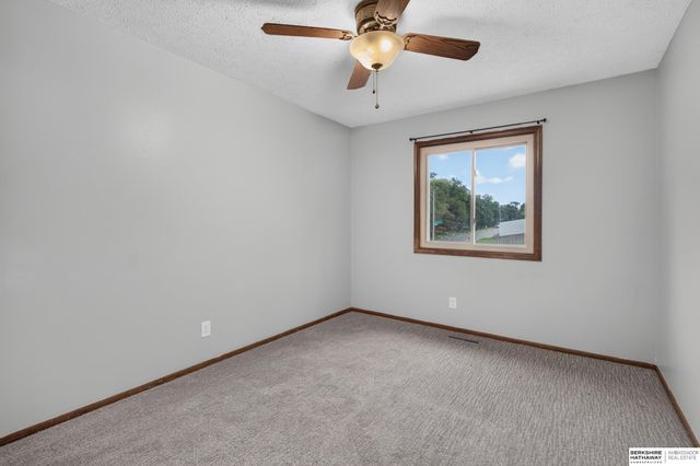 2106 Coventry Drive, Bellevue, NE 68123