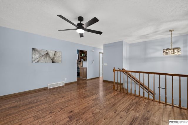 2106 Coventry Drive, Bellevue, NE 68123