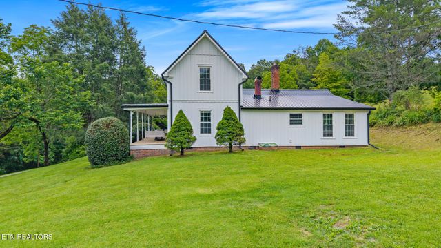 431 County Road 220, Athens, TN 37303