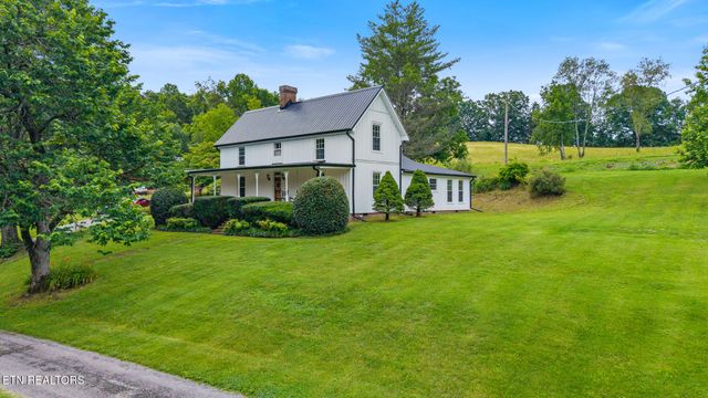 431 County Road 220, Athens, TN 37303