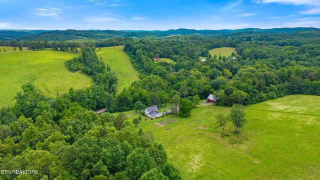 431 County Road 220, Athens, TN 37303