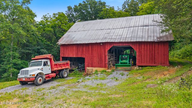 431 County Road 220, Athens, TN 37303