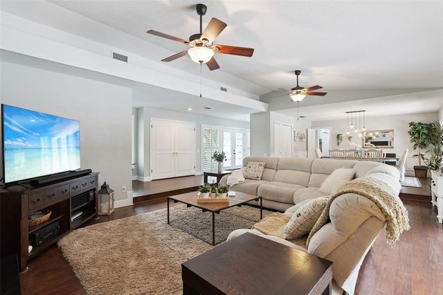 201 LIVE OAK LANE, Altamonte Springs, FL 32714