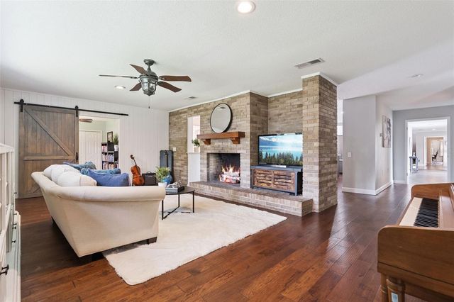 201 LIVE OAK LANE, Altamonte Springs, FL 32714