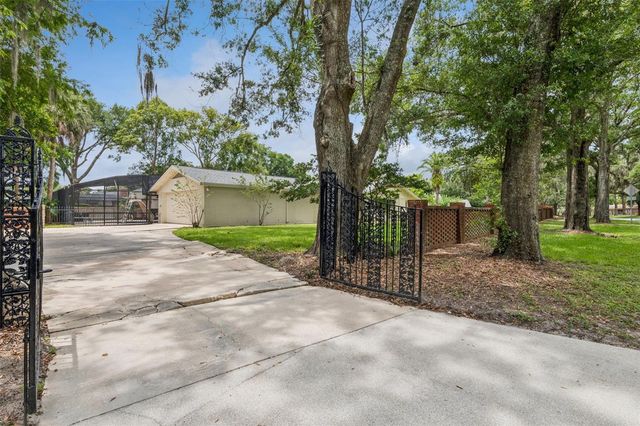 201 LIVE OAK LANE, Altamonte Springs, FL 32714